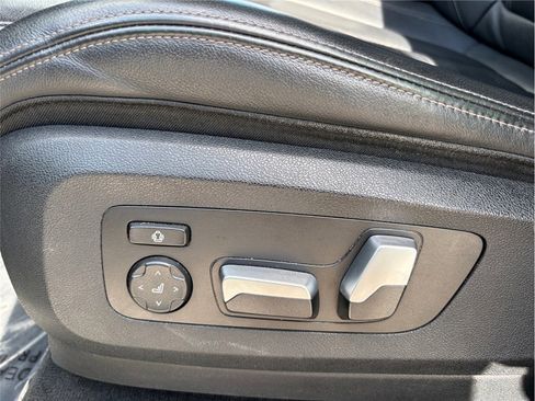 Used 2021 BMW X7 xDrive40i w/ Parking Assistance Package image 23