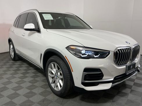 Certified 2023 BMW X5 xDrive40i w/ Premium Package image 4