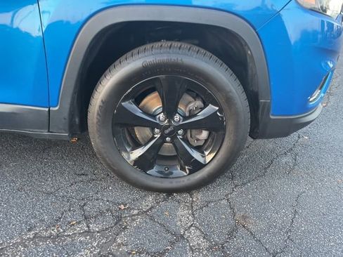 Used 2020 Jeep Cherokee Altitude image 4