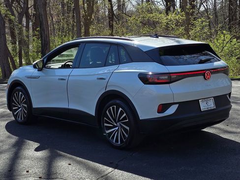 Used 2024 Volkswagen ID.4 S image 4