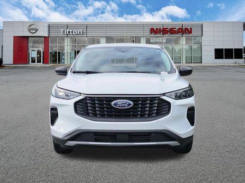 Used 2025 Ford Escape Active FWD image 2