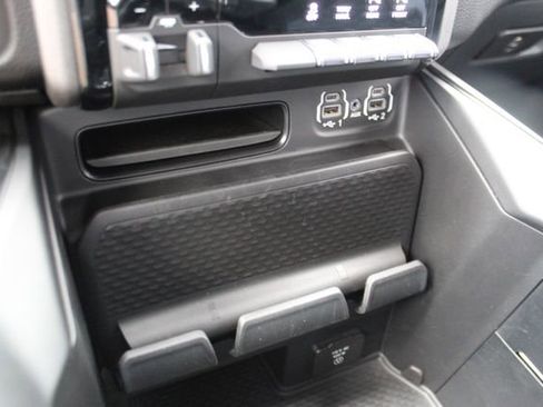 Used 2024 RAM 1500 Big Horn AWD/4WD image 24