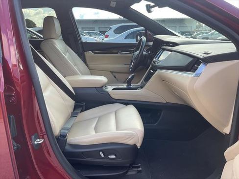 Used 2017 Cadillac XT5 FWD w/ LPO, Wheel Lock Package image 21