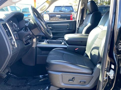 Used 2016 RAM 1500 Sport w/ Black Ram 1500 Sport Group image 6