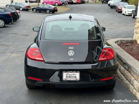 Used 2013 Volkswagen Beetle TDI FWD image 13