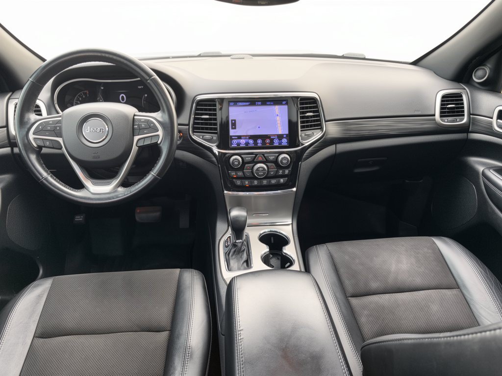 Used 2021 Jeep Grand Cherokee Laredo X RWD image 17