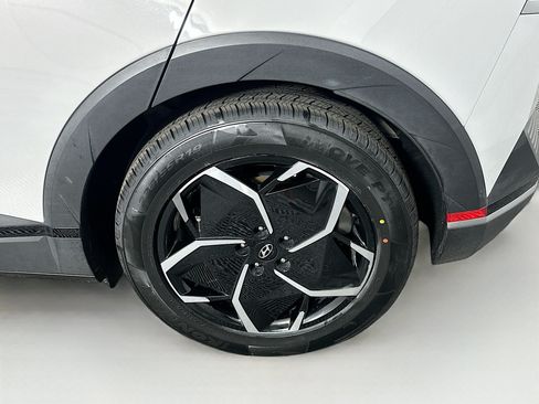 Used 2024 Hyundai Ioniq 5 SEL RWD image 11