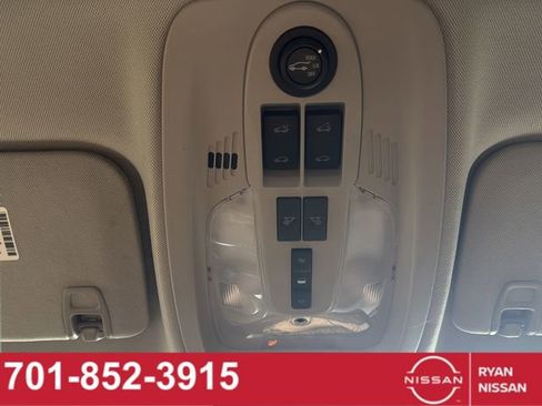 Used 2012 Chevrolet Equinox LTZ image 31