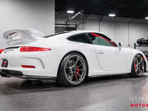 Used 2014 Porsche 911 GT3 RWD image 5