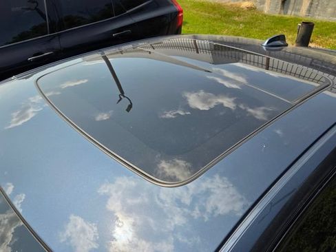 Used 2022 Volvo S60 B5 Momentum w/ Premium Package FWD image 8