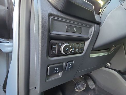 Used 2025 Ford F150 Raptor image 22