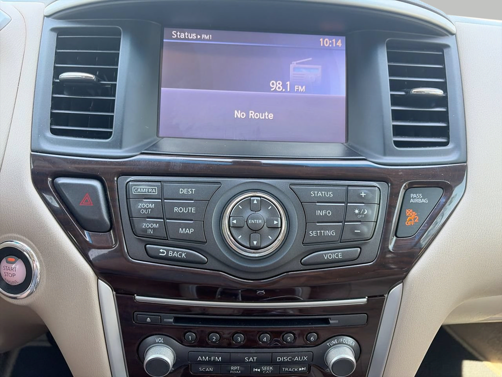Used 2015 Nissan Pathfinder Platinum w/ Cargo Package FWD image 17