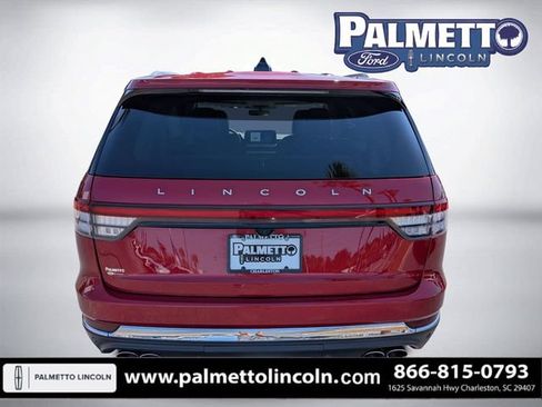 Certified 2025 Lincoln Aviator Reserve w/ Illumination Package AWD/4WD image 4