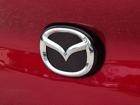Used 2024 MAZDA MAZDA3 s FWD image 31