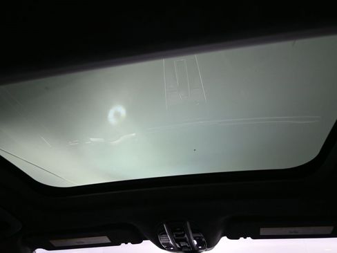 Used 2020 Porsche Panamera GTS image 19