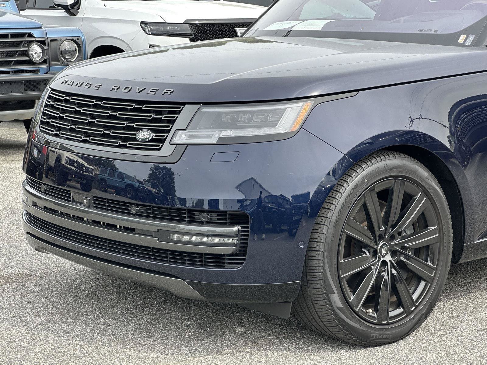 Used 2023 Land Rover Range Rover Long Wheelbase Autobiography AWD/4WD image 46
