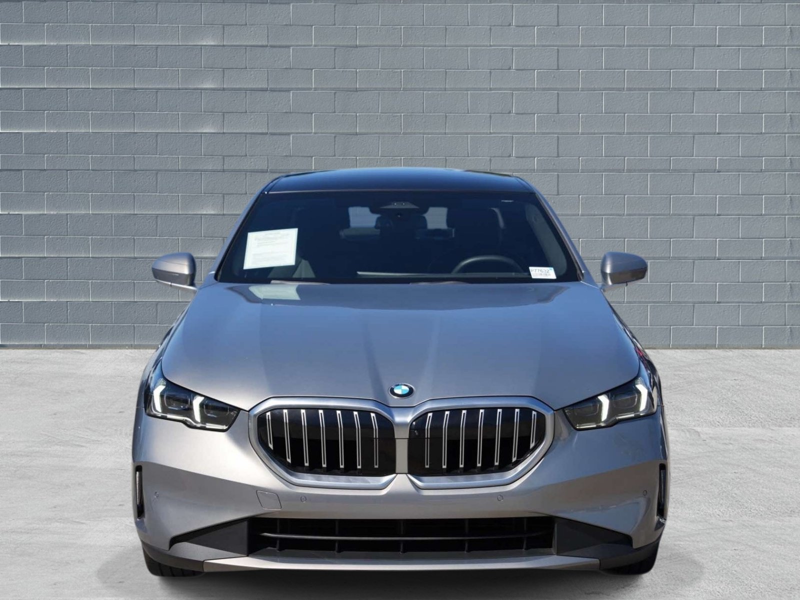 Used 2026 BMW 540i xDrive AWD/4WD image 2