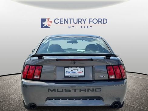 Used 2003 Ford Mustang Mach 1 RWD image 5