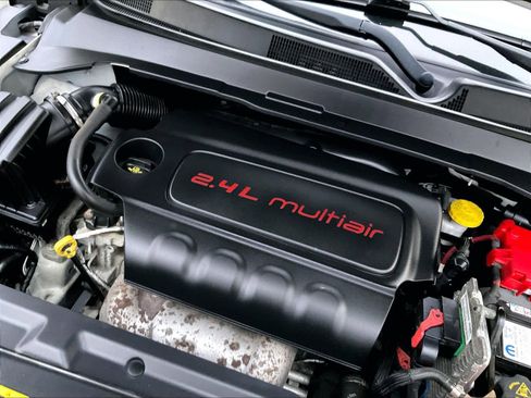 Used 2019 Jeep Compass Latitude w/ Cold Weather Group image 46