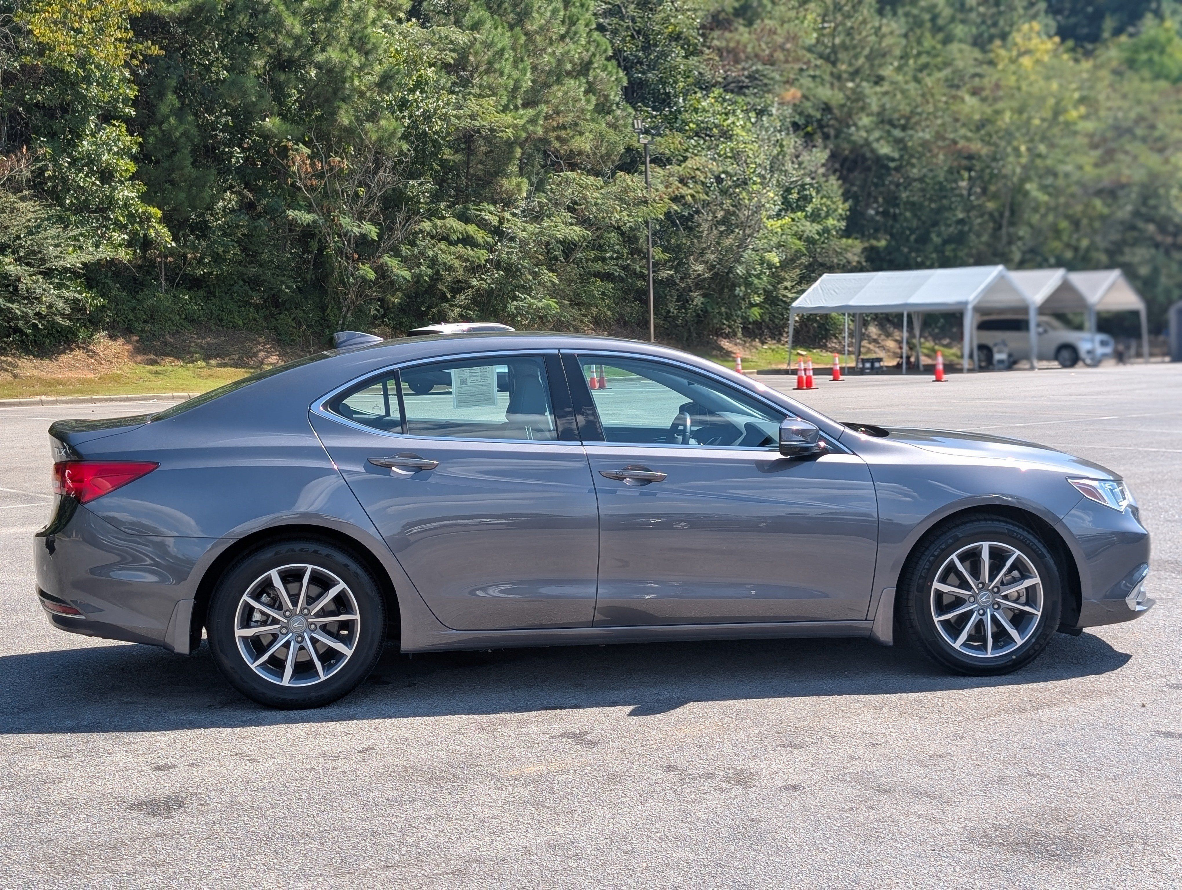 Used 2020 Acura TLX FWD image 10