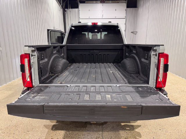 Used 2025 Ford F250 Lariat w/ Lariat Ultimate Package AWD/4WD image 28