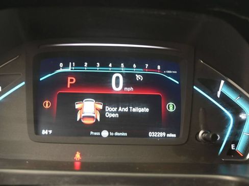 Used 2023 Honda Odyssey Touring image 15