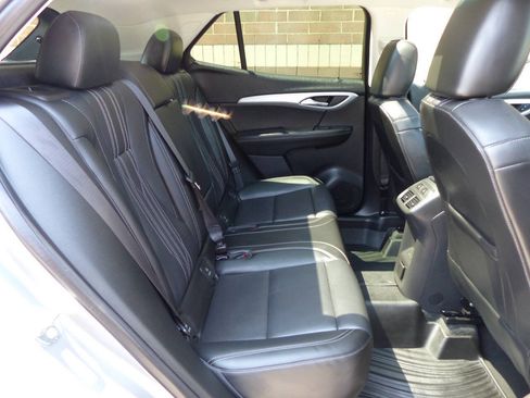 Used 2025 Buick Envision Avenir AWD/4WD image 36