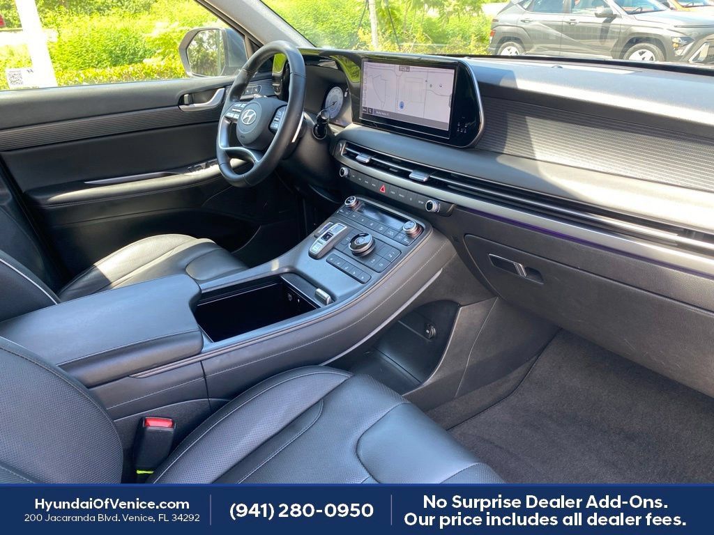 Certified 2024 Hyundai Palisade Limited FWD image 20