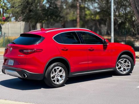 Used 2019 Alfa Romeo Stelvio RWD image 5