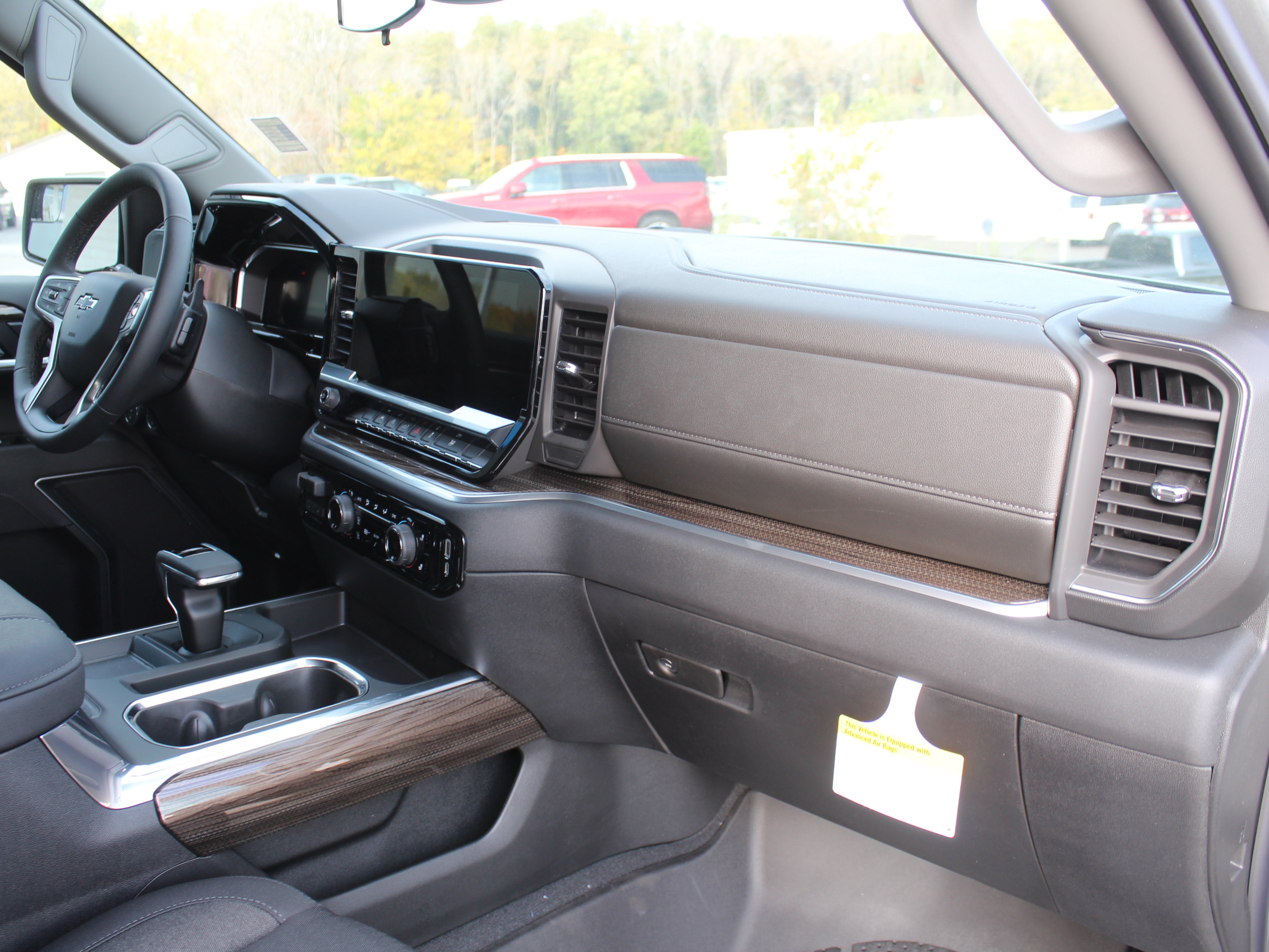 New 2026 Chevrolet Silverado 1500 RST w/ LPO, Dark Essentials Package AWD/4WD image 17