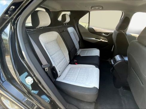 Used 2024 Chevrolet Equinox LT image 17