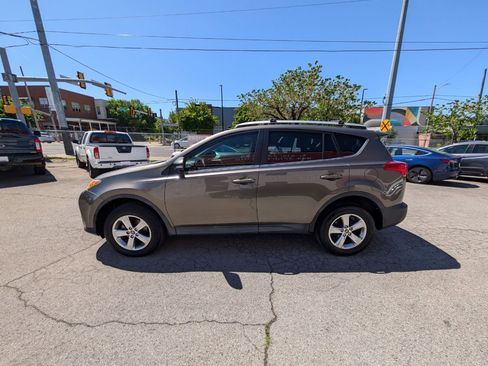 Used 2015 Toyota RAV4 XLE FWD image 9