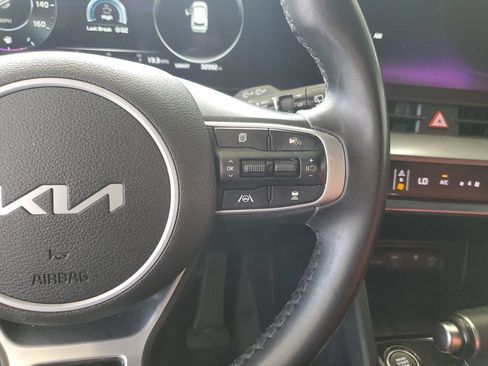 Certified 2023 Kia Sportage SX FWD image 24
