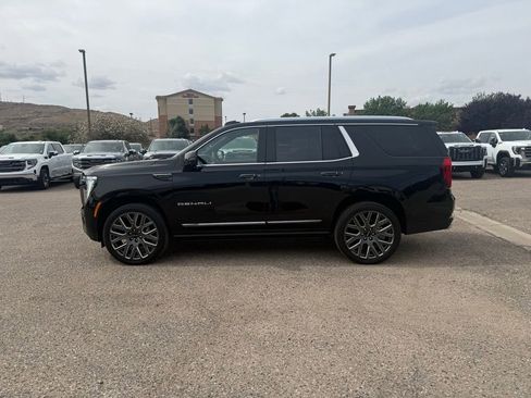 Used 2026 GMC Yukon Denali Ultimate w/ LPO, Floor Liner Package AWD/4WD image 8