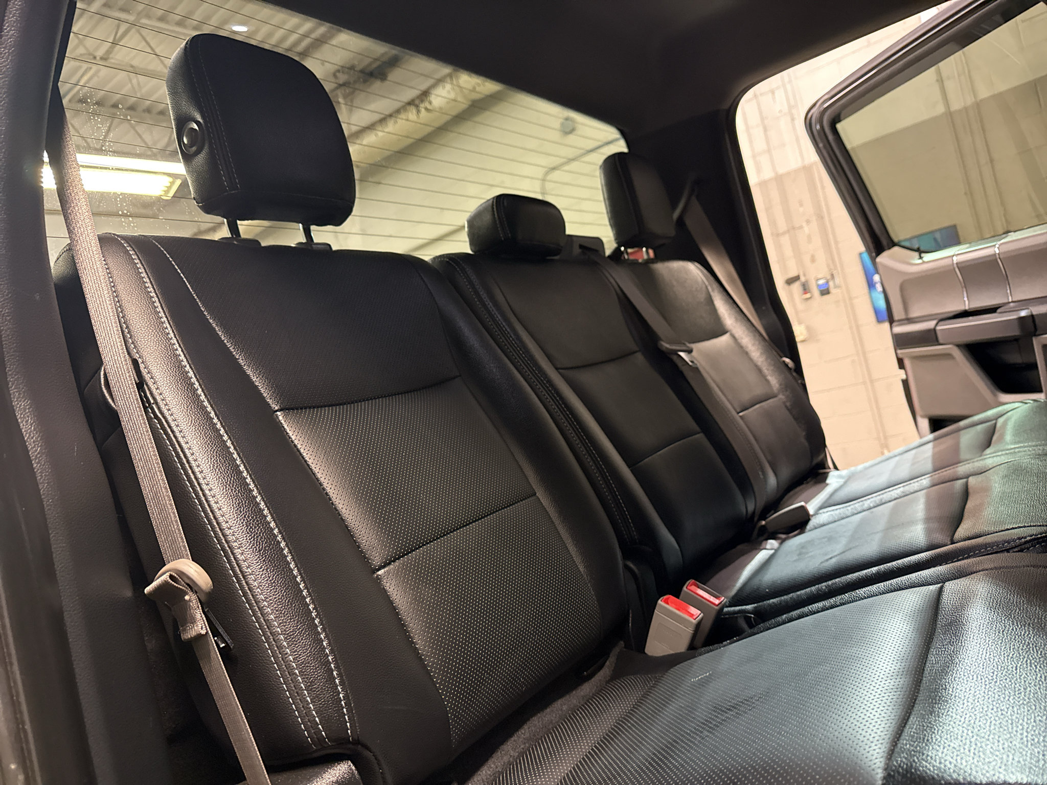 Used 2019 Ford F150 XLT w/ Equipment Group 302A Luxury AWD/4WD image 26