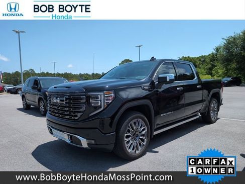 Used 2023 GMC Sierra 1500 Denali Ultimate AWD/4WD image 1