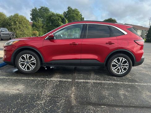Used 2021 Ford Escape SEL w/ Technology Package AWD/4WD image 8
