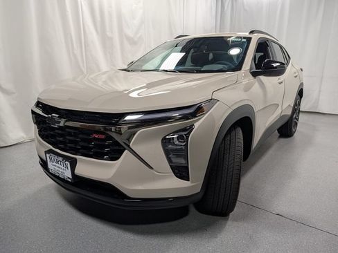 New 2026 Chevrolet Trax RS w/ Driver Confidence Package FWD image 7
