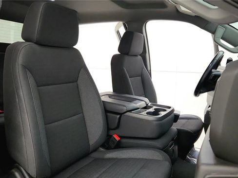 Used 2023 Chevrolet Silverado 1500 LT image 38