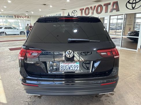 Used 2021 Volkswagen Tiguan S FWD image 9