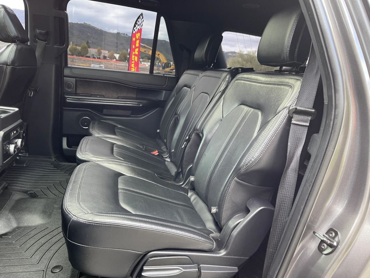 Used 2021 Ford Expedition Max Limited RWD image 25