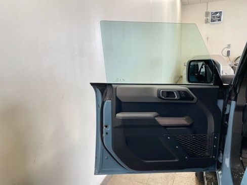 Used 2023 Ford Bronco Black Diamond w/ Sasquatch Package image 18