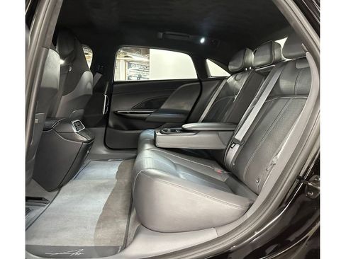 Used 2025 Lucid Air Grand Touring image 22