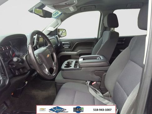 Used 2018 Chevrolet Silverado 1500 LT w/ LT Eassist Package AWD/4WD image 10