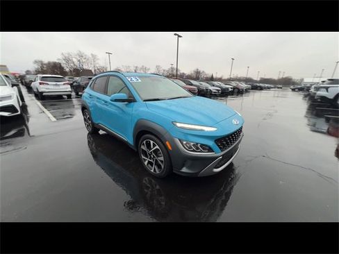 Used 2023 Hyundai Kona Limited image 2