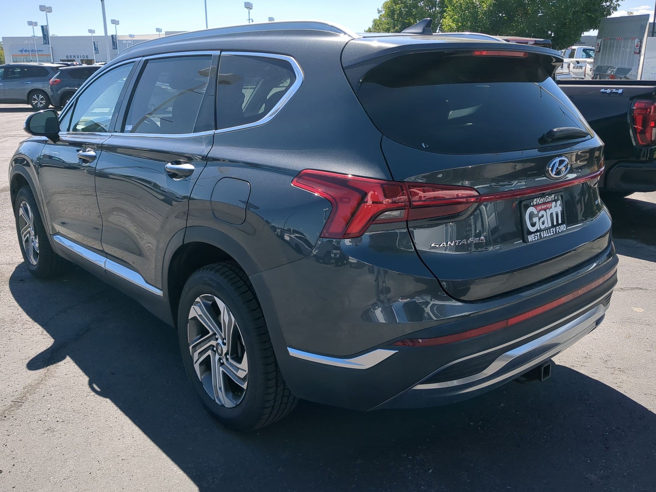 Used 2021 Hyundai Santa Fe SEL w/ Convenience Package AWD/4WD image 8
