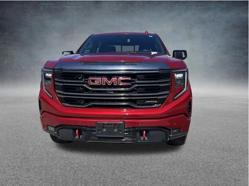 Used 2024 GMC Sierra 1500 AT4 w/ AT4 Preferred Package AWD/4WD image 9