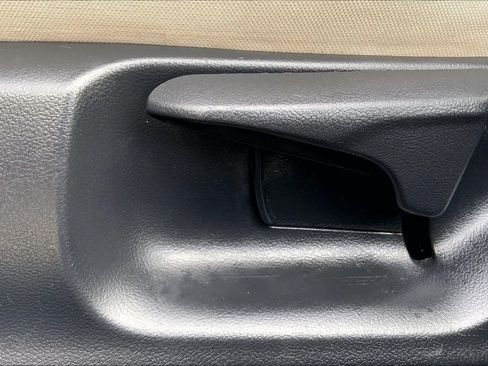 Used 2022 Toyota Corolla LE w/ LE Convenience Package FWD image 34