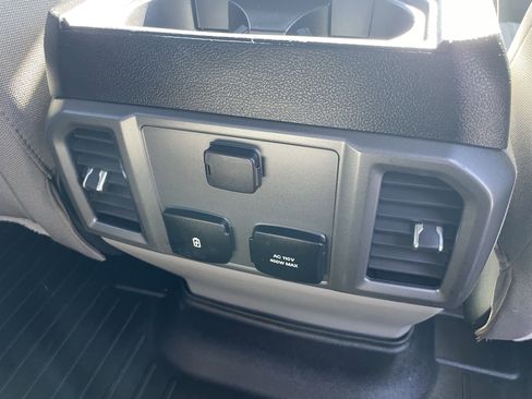 Used 2018 Ford F150 XLT w/ Equipment Group 302A Luxury AWD/4WD image 30