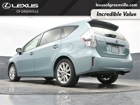 Used 2014 Toyota Prius V Five image 14
